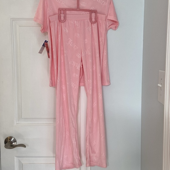 NWT JUICY COUTURE Pink 2pc Velvet Lounge Top&Pants Set with Rhinestone Logo - Picture 11 of 11